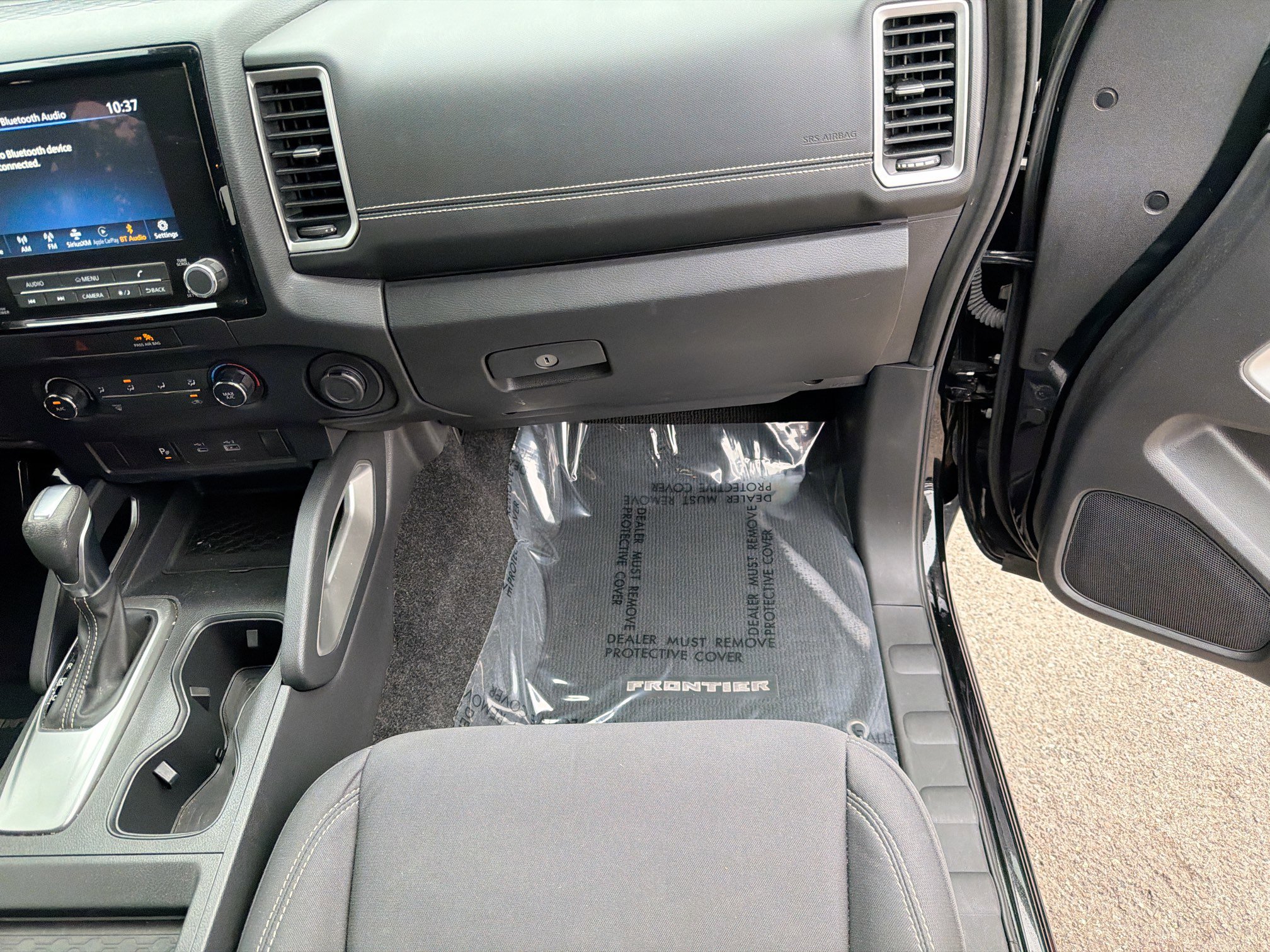 Used 2022 Nissan Frontier SV w/ Technology Package image 17