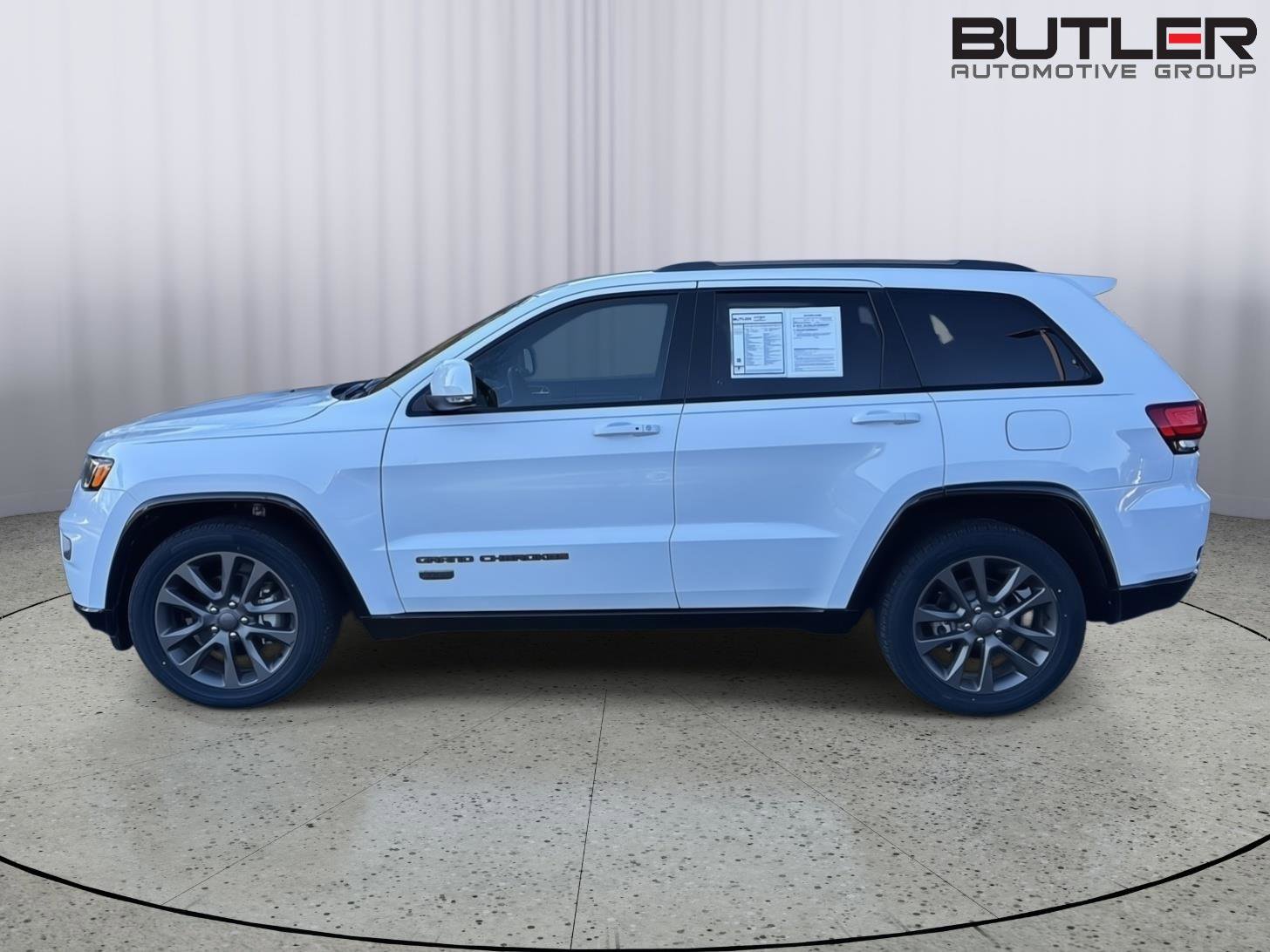 Used 2016 Jeep Grand Cherokee Limited 75th Anniversary image 3