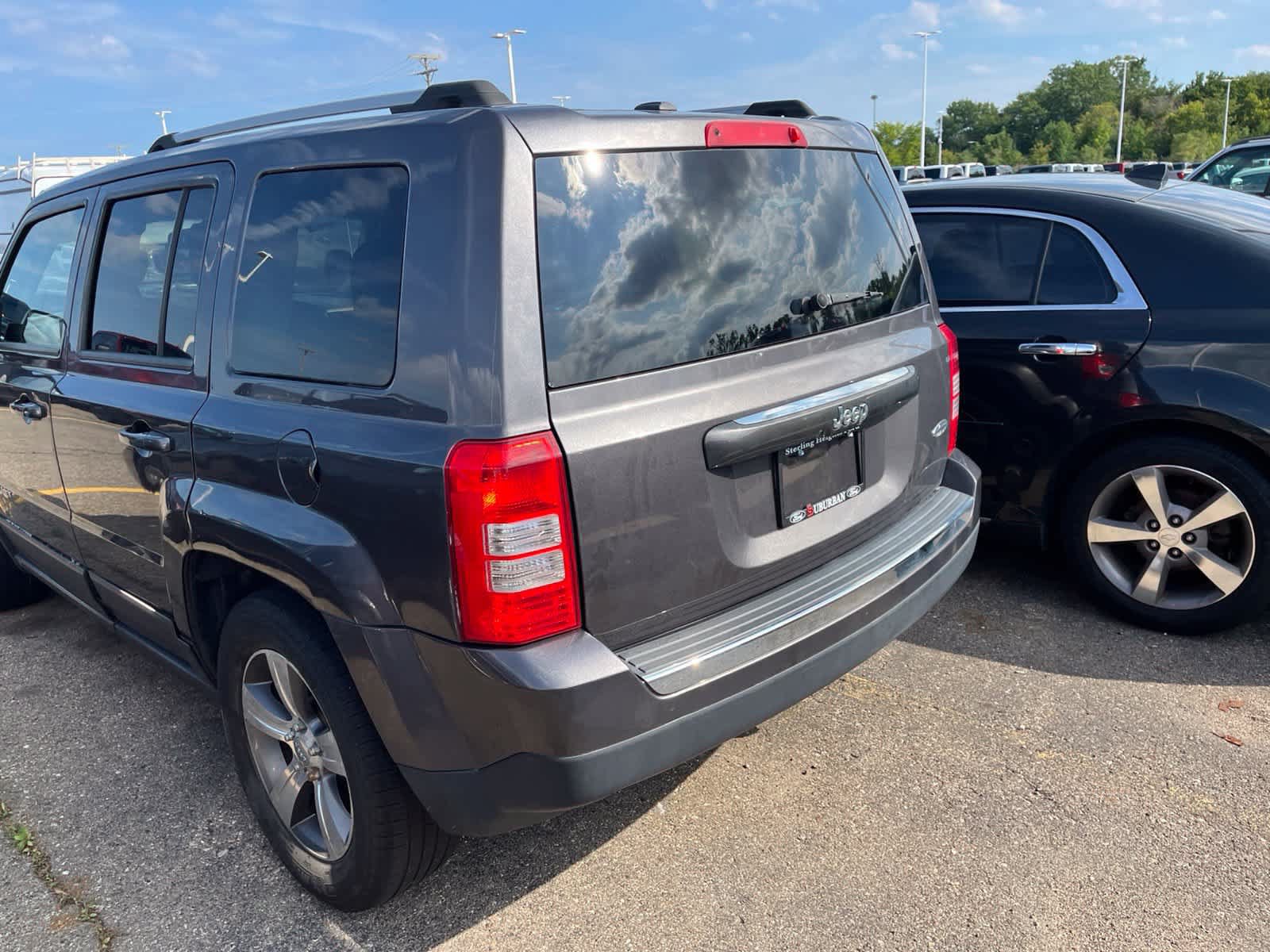 Used 2016 Jeep Patriot High Altitude FWD image 9