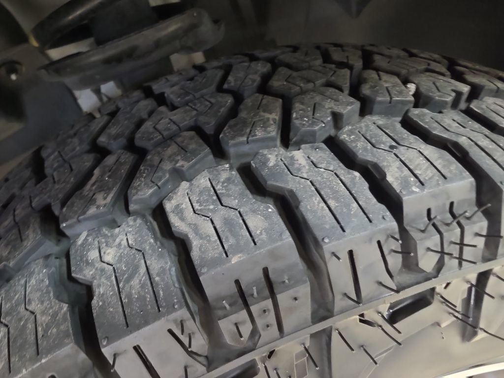 Used 2020 Jeep Renegade Trailhawk w/ Premium Leather Group AWD/4WD image 26