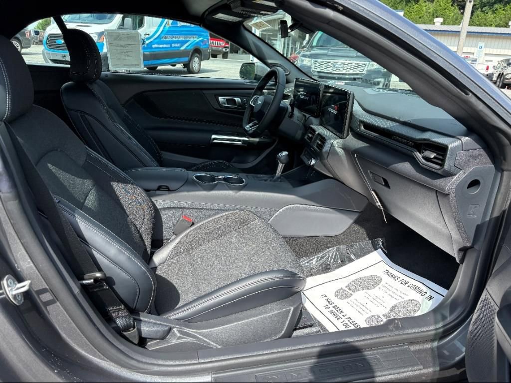 New 2025 Ford Mustang Convertible image 10