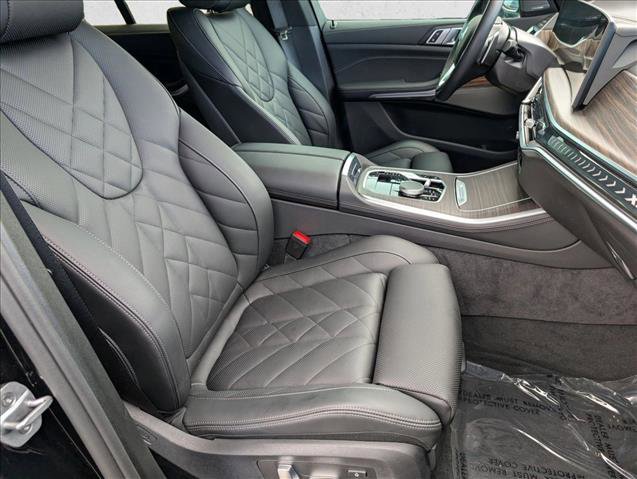 Used 2025 BMW X5 sDrive40i w/ Premium Package image 23