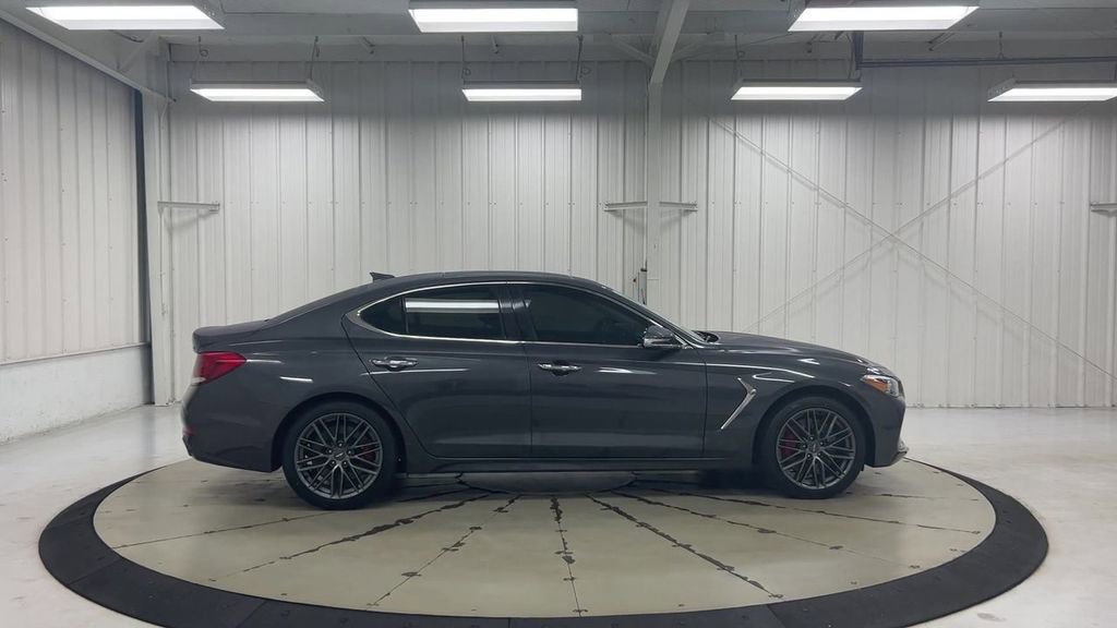 Used 2019 Genesis G70 3.3T Advanced w/ Prestige Package image 9