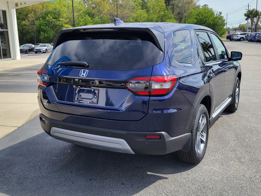 New 2025 Honda Pilot EX-L image 2