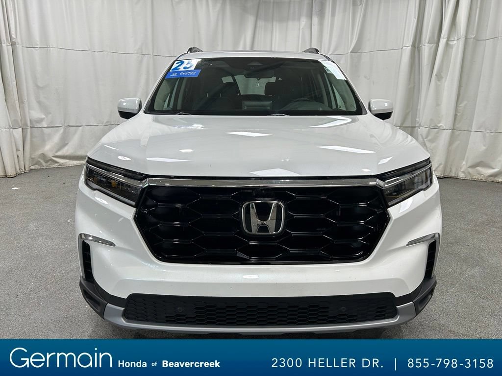 Used 2025 Honda Pilot Elite image 4
