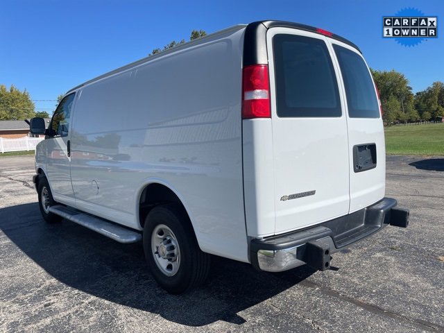 Used 2024 Chevrolet Express 2500 Work Van w/ Driver Convenience Package image 5