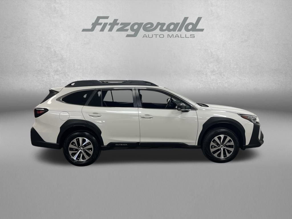 Used 2023 Subaru Outback 2.5i image 7