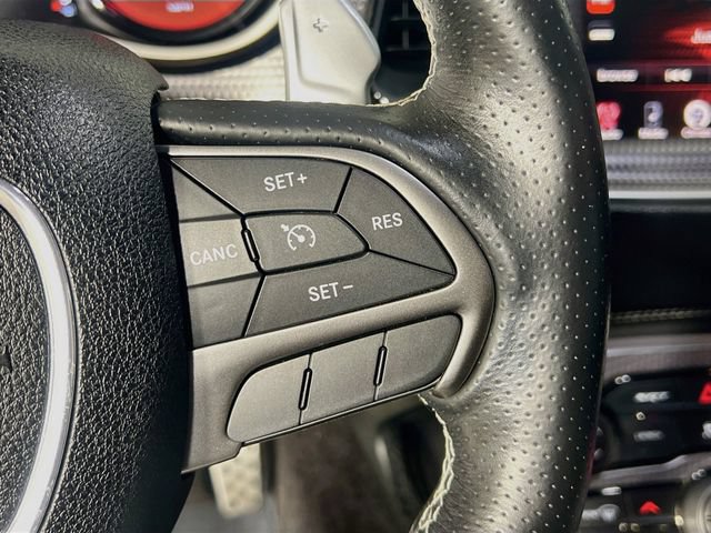 Used 2016 Dodge Challenger SRT Hellcat RWD image 18