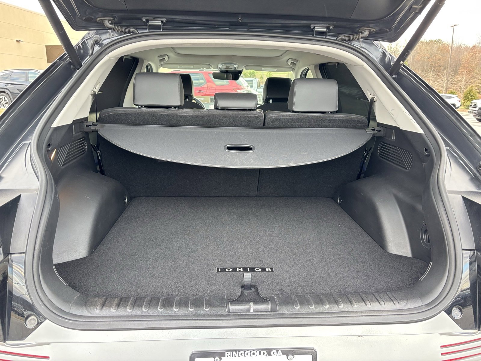 Certified 2022 Hyundai Ioniq 5 Limited w/ Cargo Package image 21