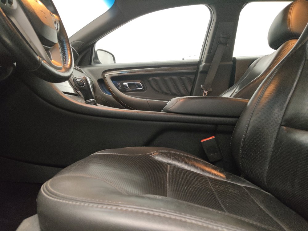 Used 2019 Ford Taurus Limited FWD image 17