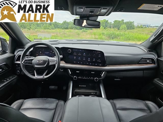 Used 2025 Chevrolet Suburban Z71 AWD/4WD image 20