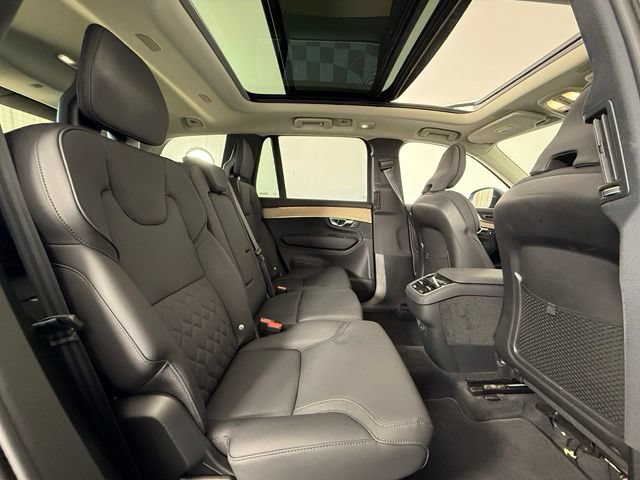 Used 2025 Volvo XC90 B6 Plus AWD/4WD image 36
