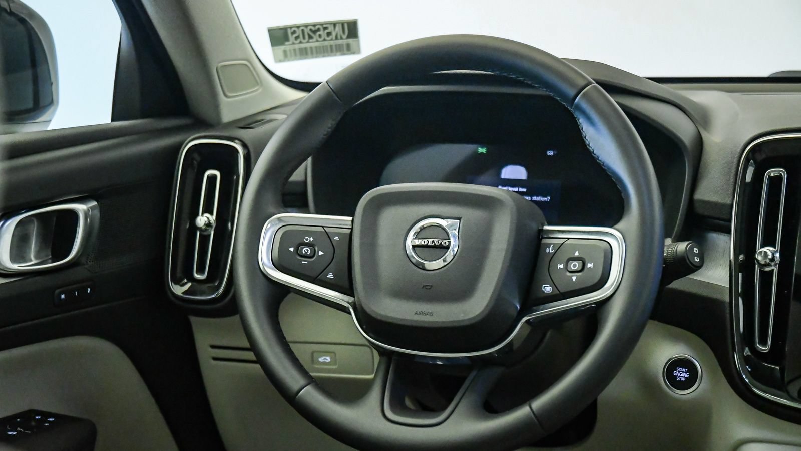 Certified 2026 Volvo XC40 B5 Plus w/ Protection Package Premier AWD/4WD image 13
