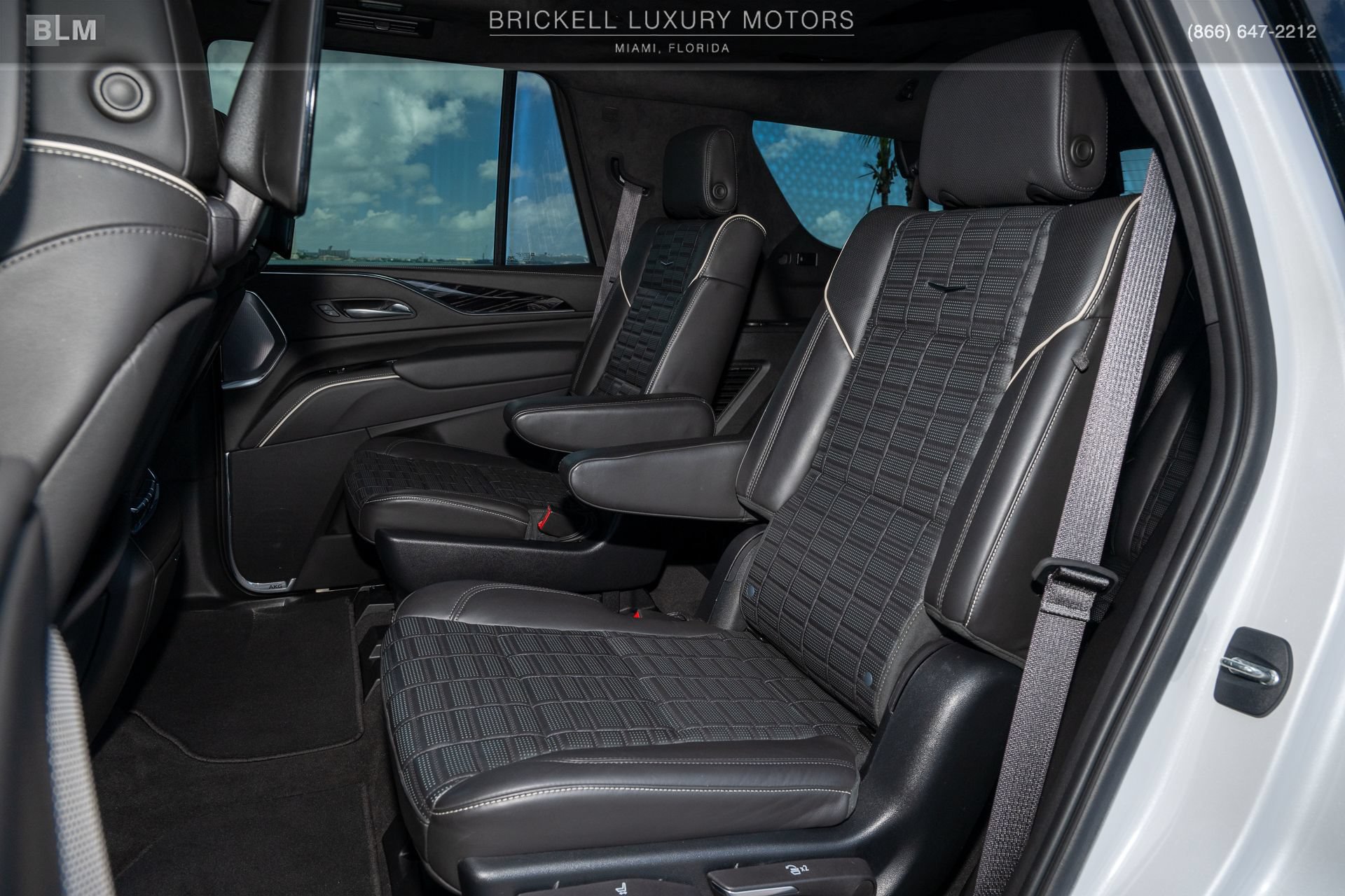 Used 2023 Cadillac Escalade V AWD/4WD image 10