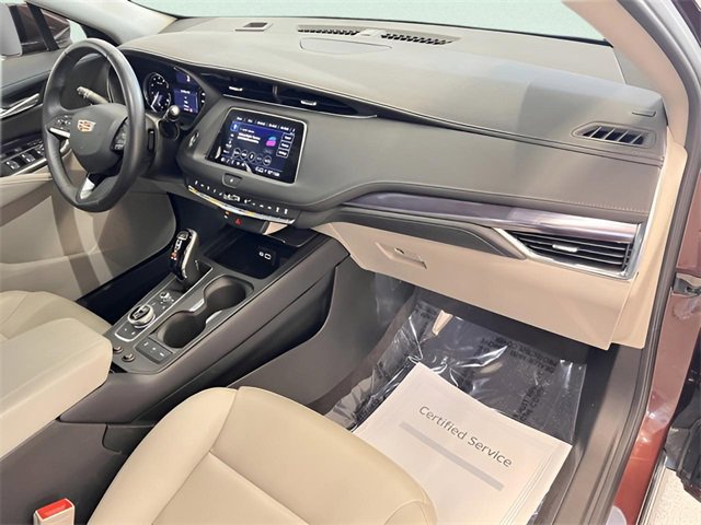 Certified 2023 Cadillac XT4 Luxury image 13