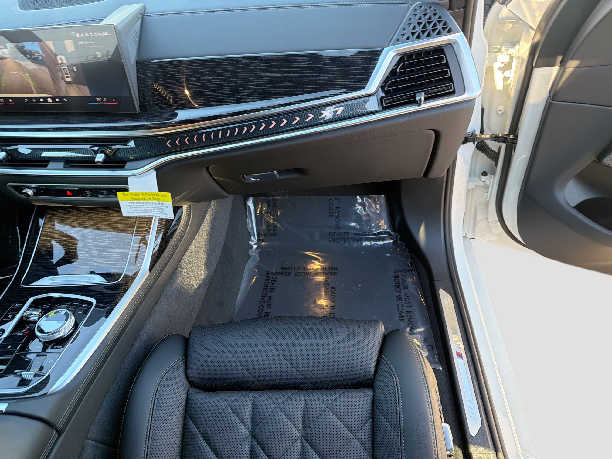 New 2026 BMW X7 xDrive40i w/ M Sport Package image 18