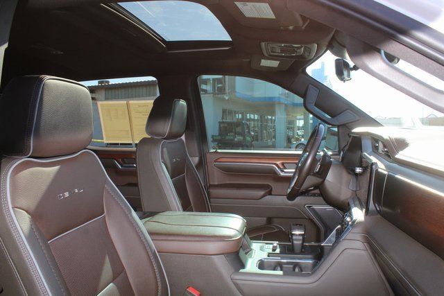 Used 2023 GMC Sierra 1500 Denali w/ Denali Reserve Package image 18