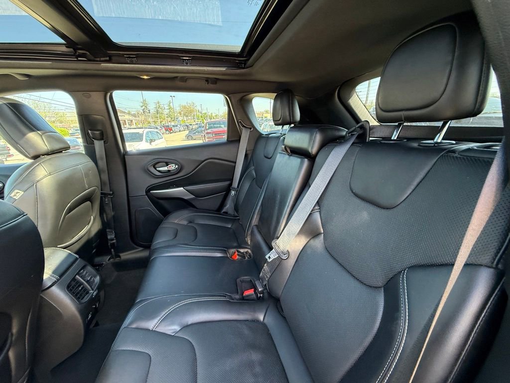 Used 2021 Jeep Cherokee Latitude Lux 80th Anniv w/ Quick Order Package 26U 80TH AWD/4WD image 24