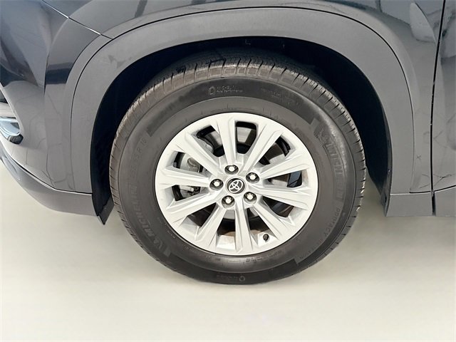 Certified 2025 Toyota Grand Highlander XLE image 26