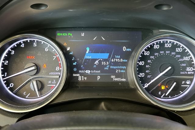Used 2018 Toyota Camry XLE w/ Audio Package FWD image 28