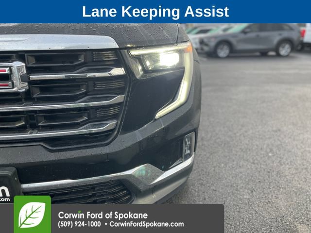 Used 2024 GMC Acadia Elevation image 8