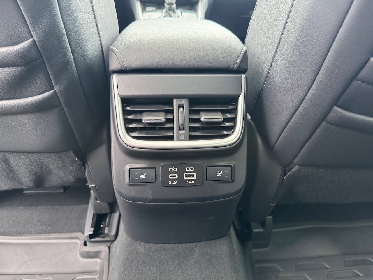 Used 2023 Subaru Outback Limited image 38