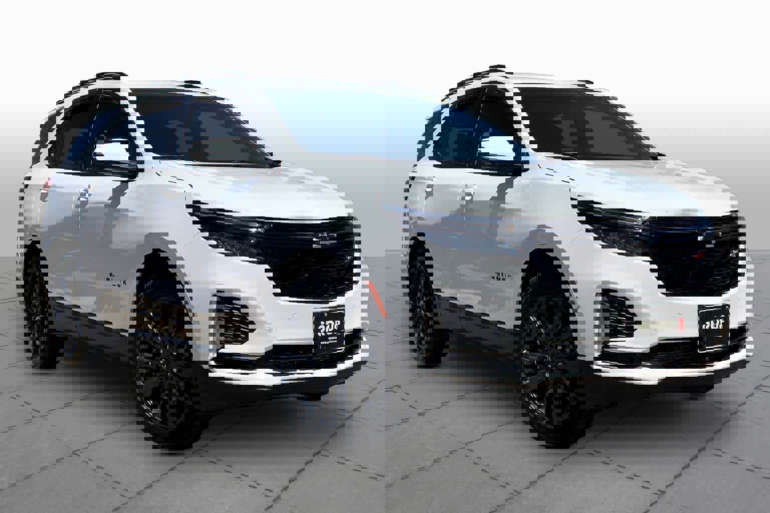 Used 2024 Chevrolet Equinox RS w/ RS Leather Package FWD image 3