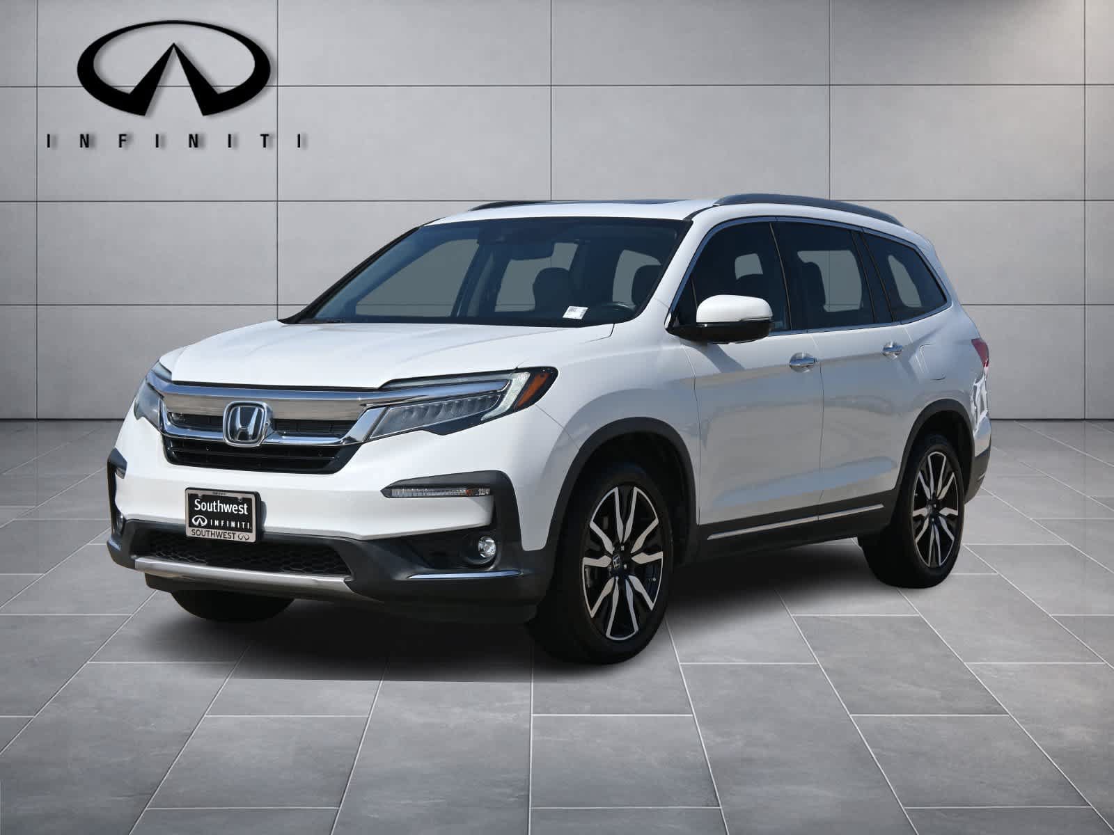 Used 2021 Honda Pilot Touring image 1