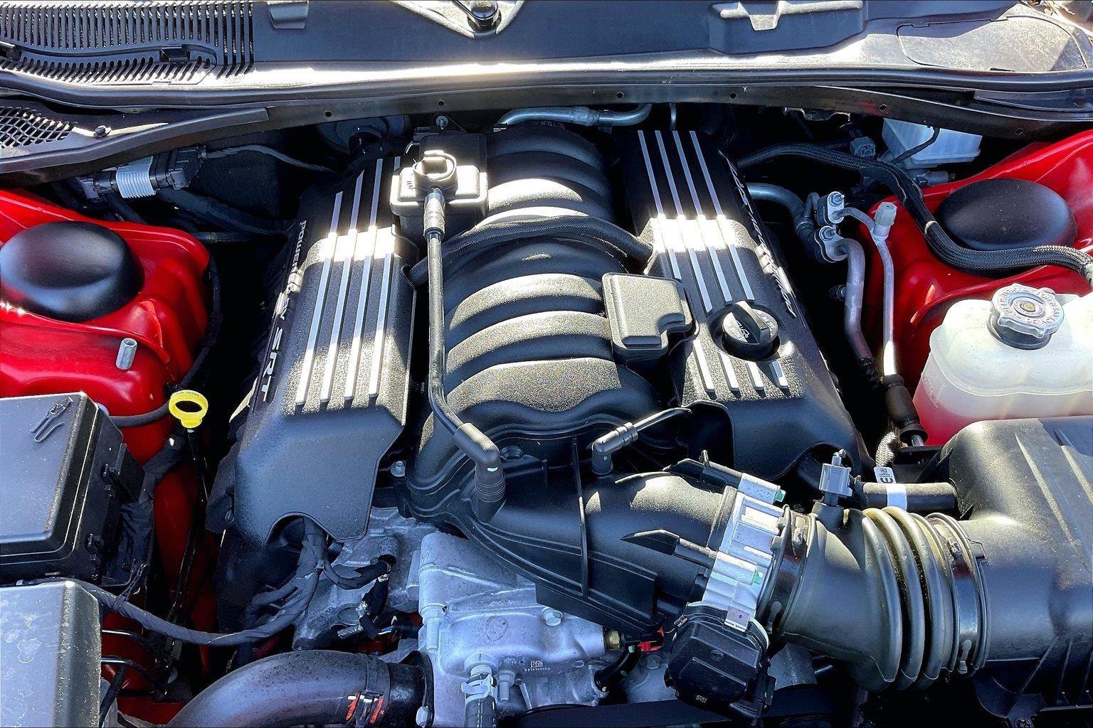 Used 2022 Dodge Challenger R/T Scat Pack w/ Driver Convenience Group RWD image 22