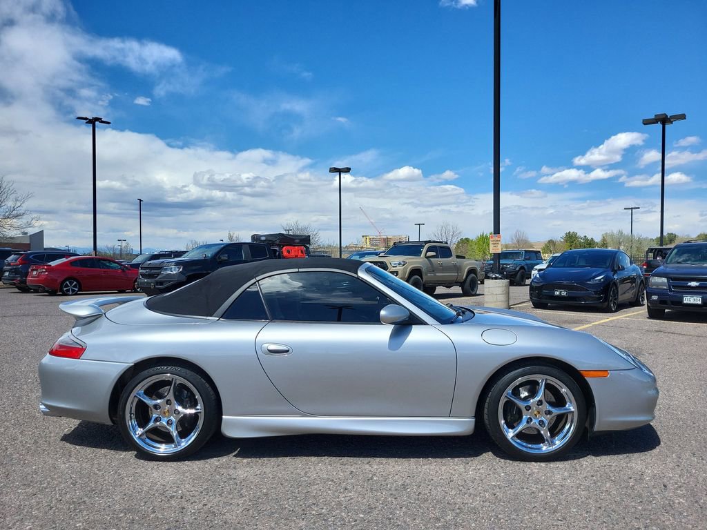 Used 2003 Porsche 911 Carrera 4 AWD/4WD image 3