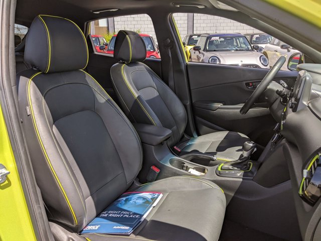 Used 2020 Hyundai Kona Limited FWD image 19