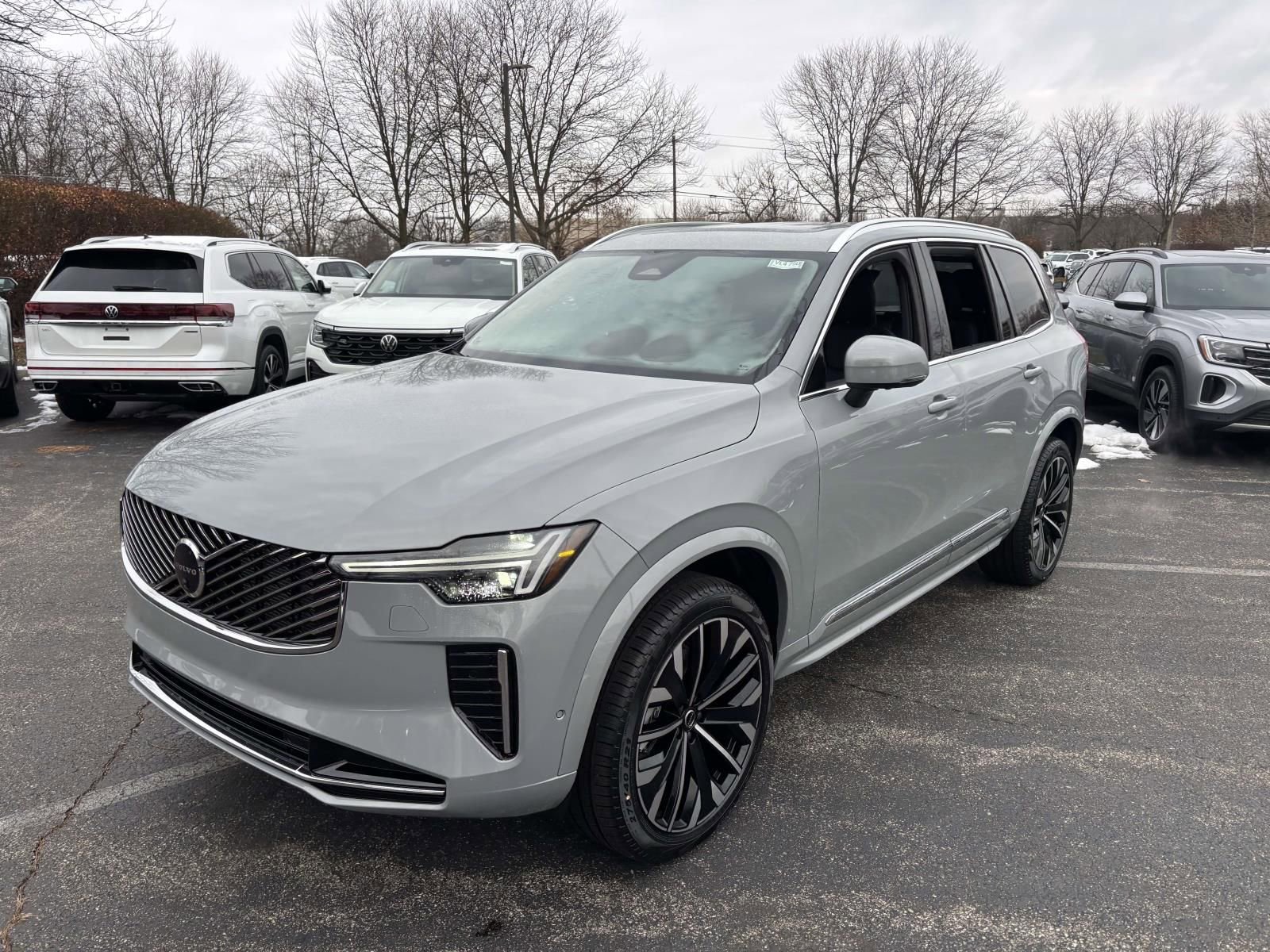 New 2026 Volvo XC90 B6 Ultra w/ Protection Package image 3