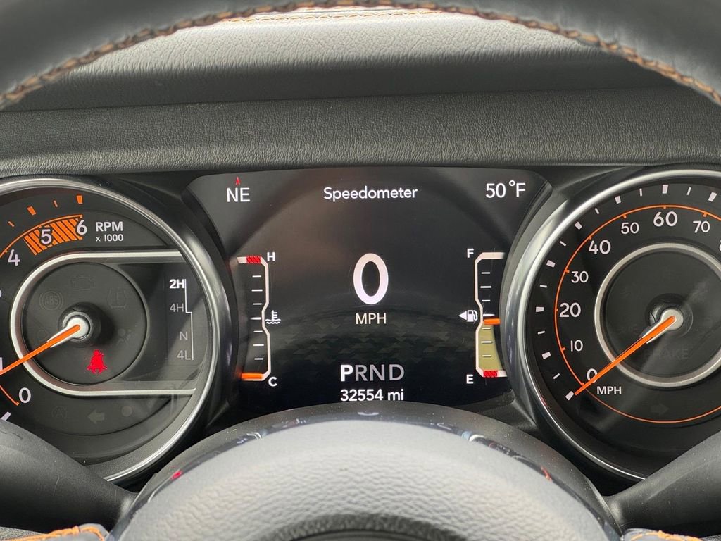 Used 2021 Jeep Wrangler Unlimited Sahara AWD/4WD image 10