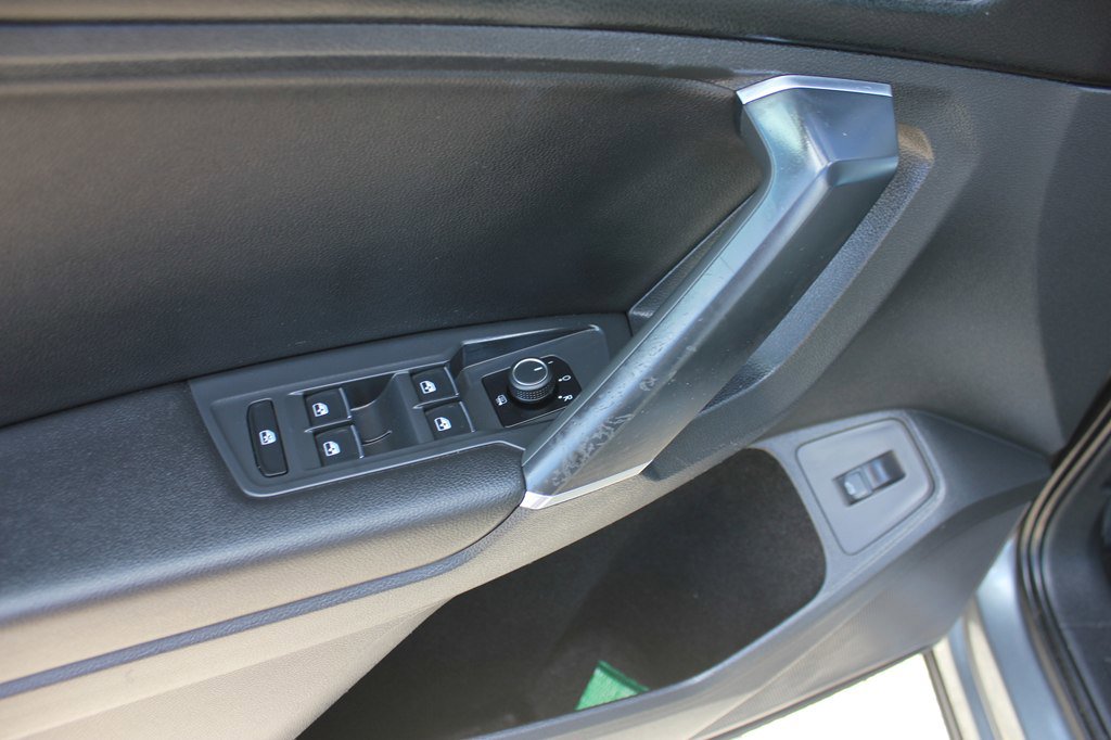 Used 2019 Volkswagen Tiguan S AWD/4WD image 29