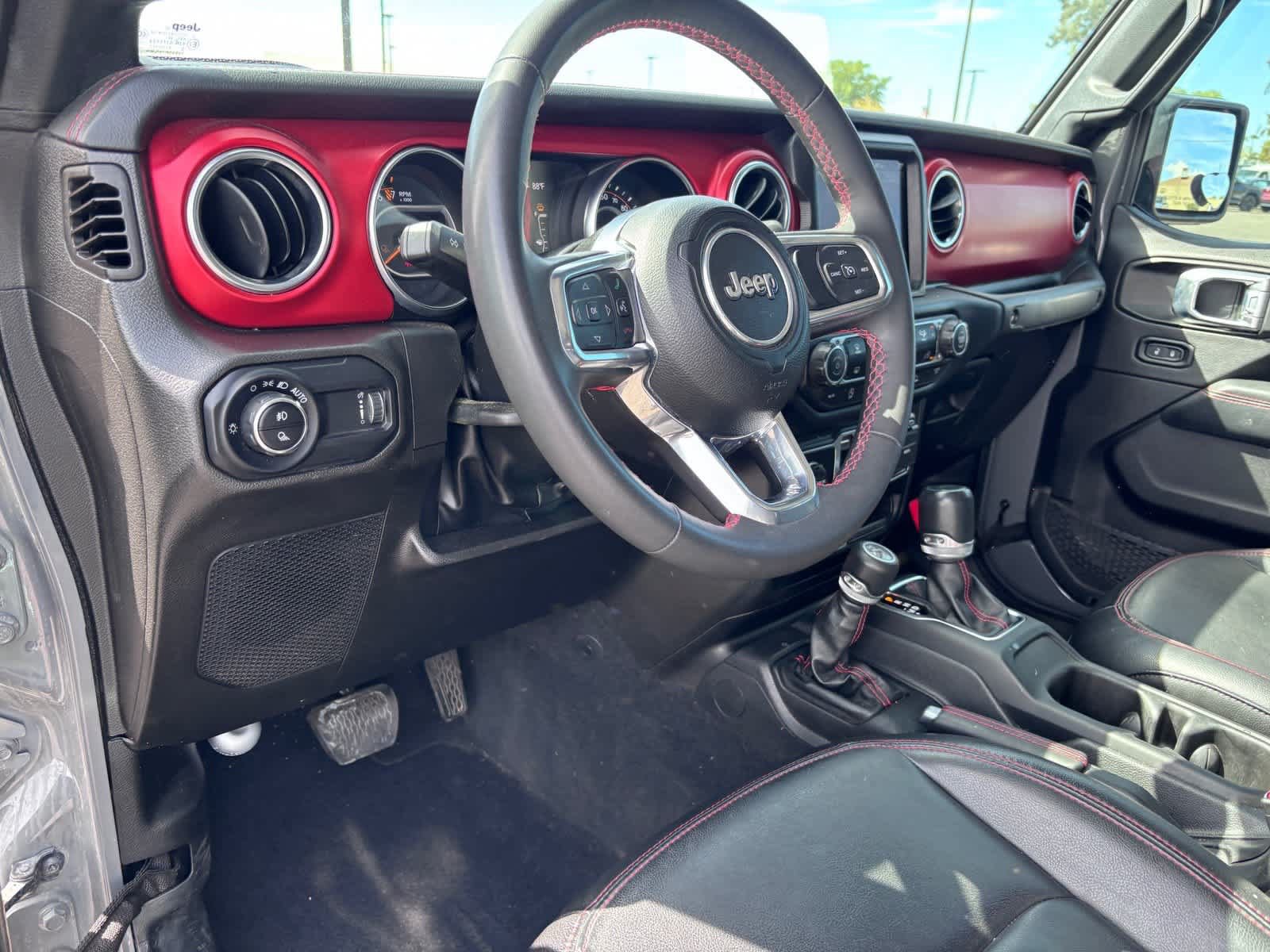 Used 2023 Jeep Gladiator Rubicon w/ LED Lighting Group AWD/4WD image 11