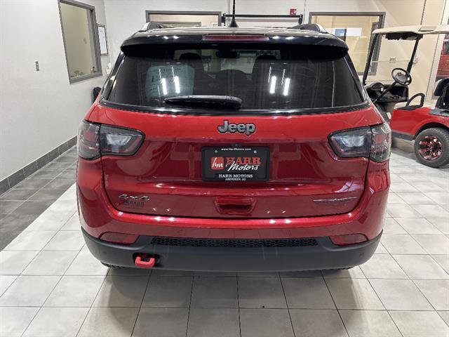 Used 2023 Jeep Compass Trailhawk w/ Trailhawk Elite Group image 3