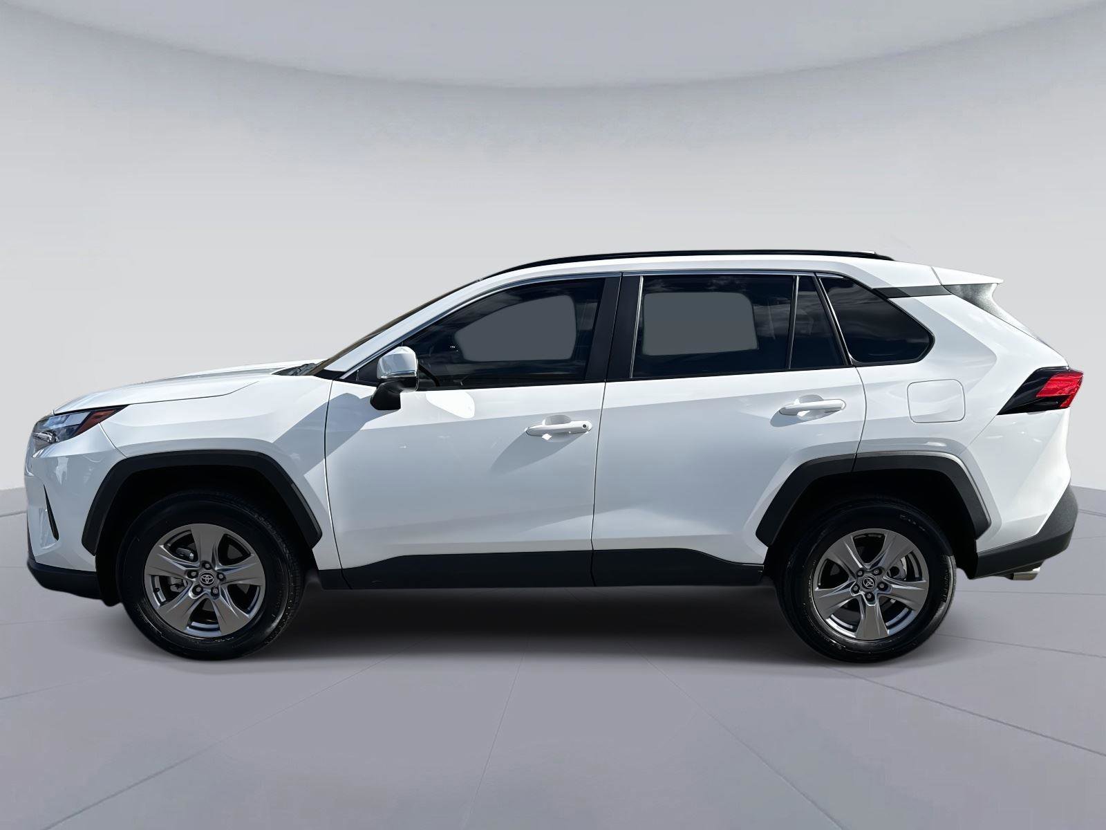 Used 2023 Toyota RAV4 XLE image 6