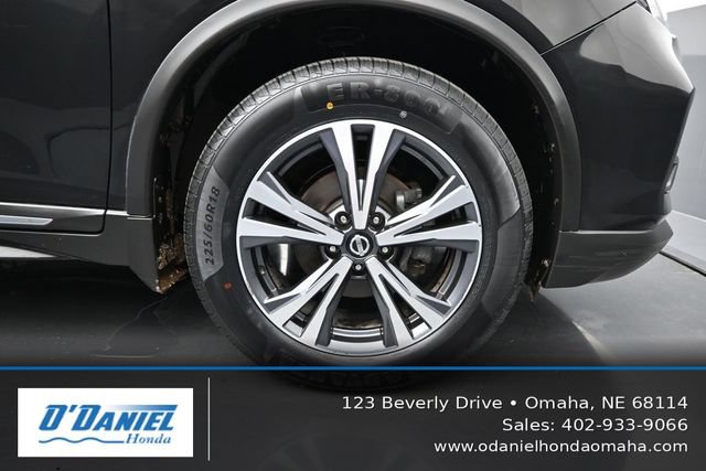 Used 2017 Nissan Rogue SL w/ SL Premium Package AWD/4WD image 44