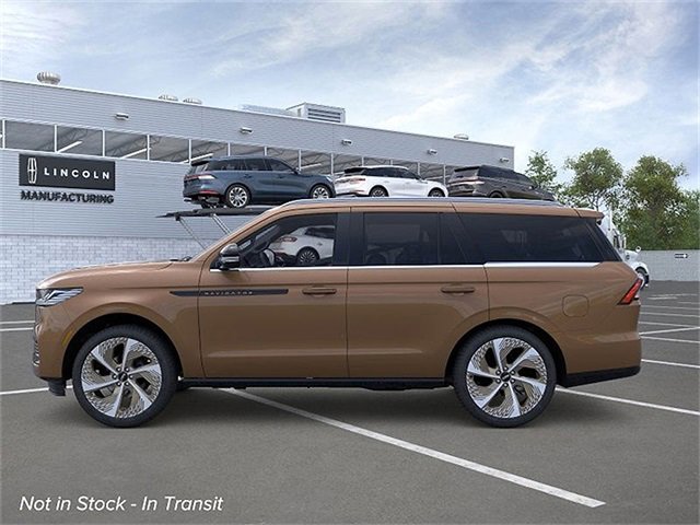 New 2026 Lincoln Navigator Black Label image 3