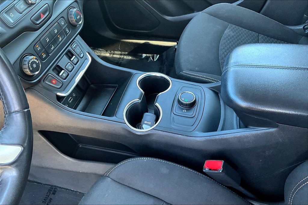Used 2018 GMC Terrain SLE FWD image 19