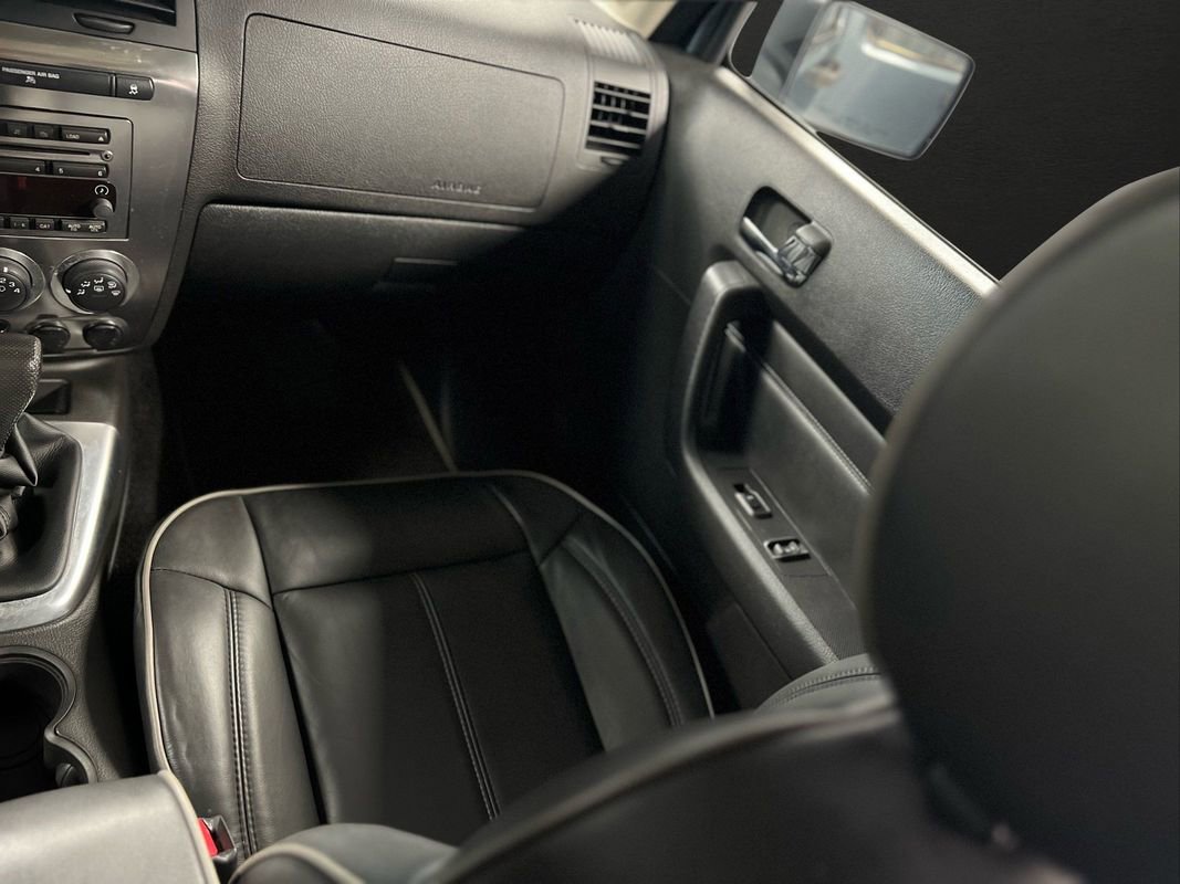 Used 2006 HUMMER H3 Luxury image 16