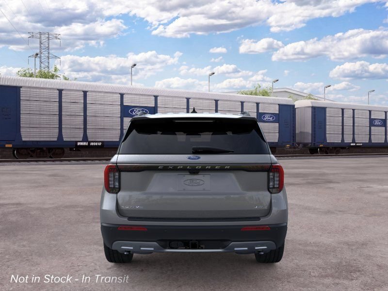 New 2026 Ford Explorer Active w/ Active Comfort Package AWD/4WD image 5