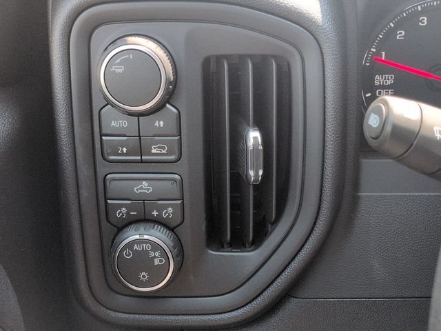 New 2026 Chevrolet Silverado 1500 Custom w/ Turbomax Blackout Package AWD/4WD image 19