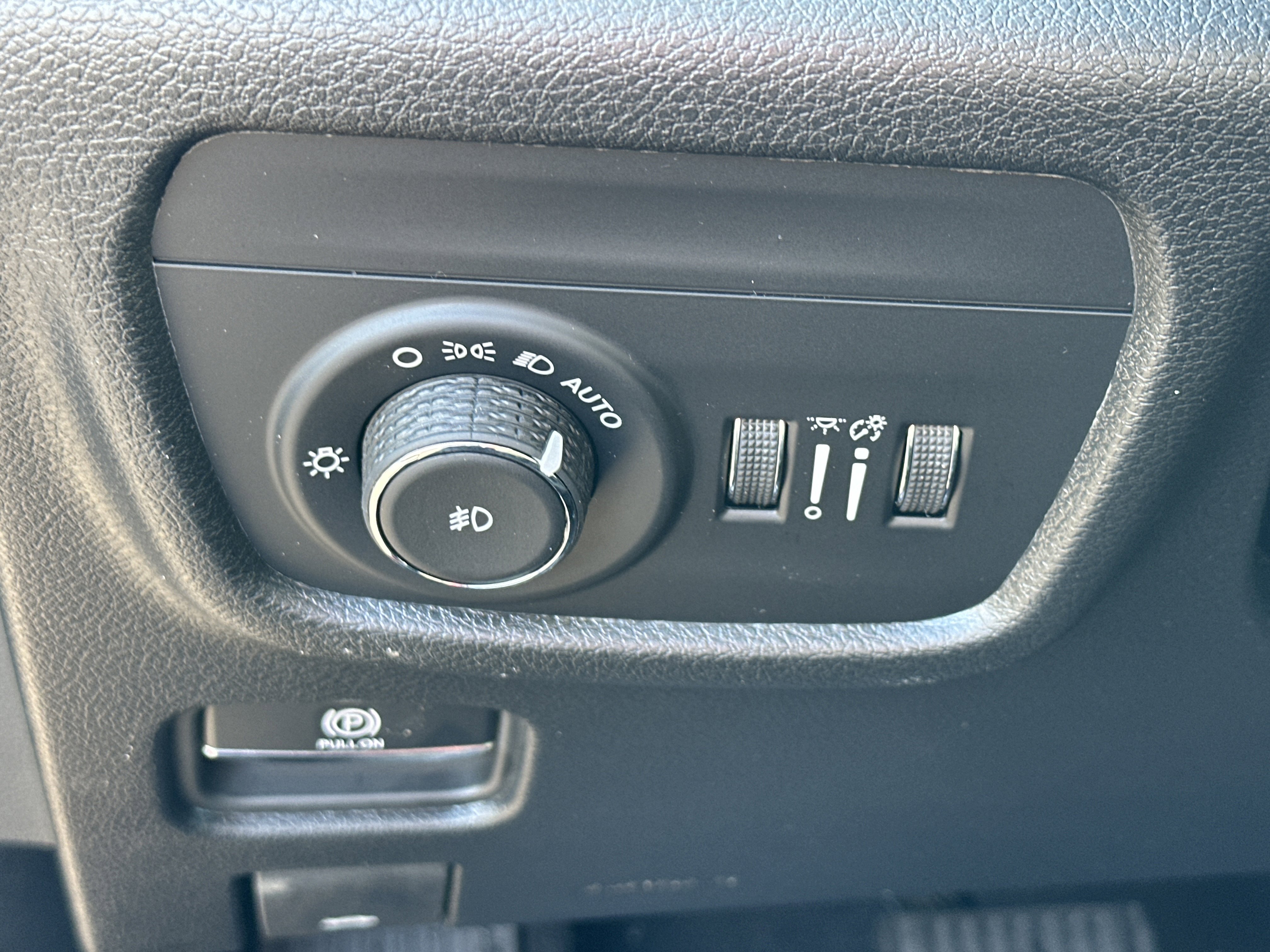 New 2026 Jeep Grand Cherokee Limited w/ Limited Altitude Package image 10