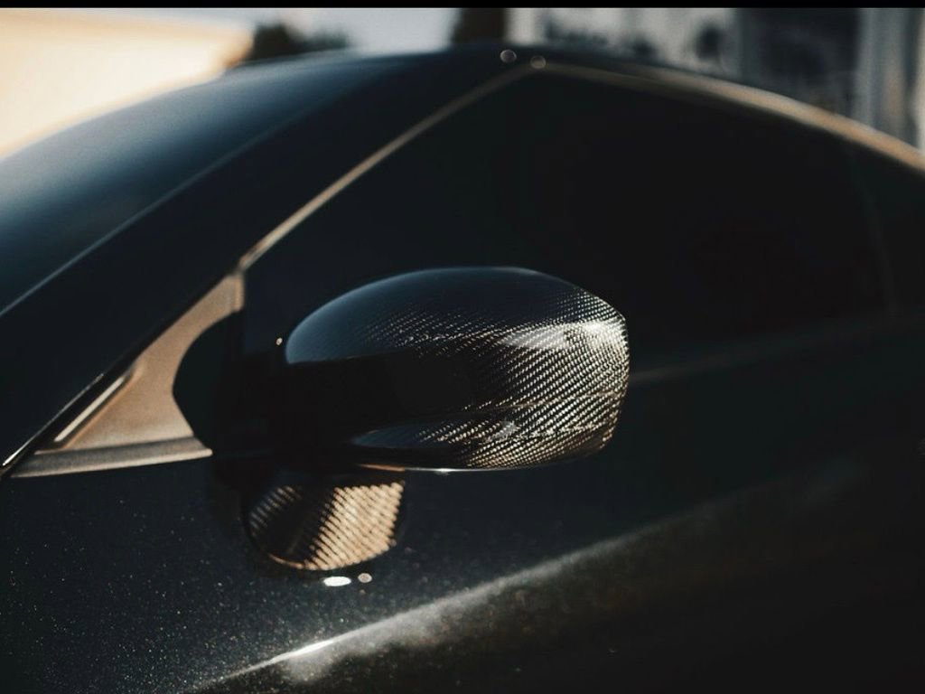 Used 2019 Nissan GT-R Premium w/ Premium Interior Package image 32