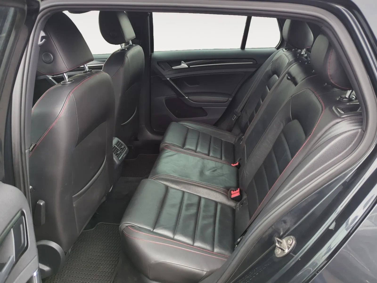 Used 2015 Volkswagen GTI Autobahn image 15