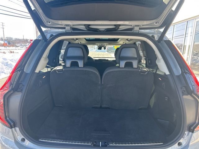 Certified 2025 Volvo XC90 B6 Plus image 11