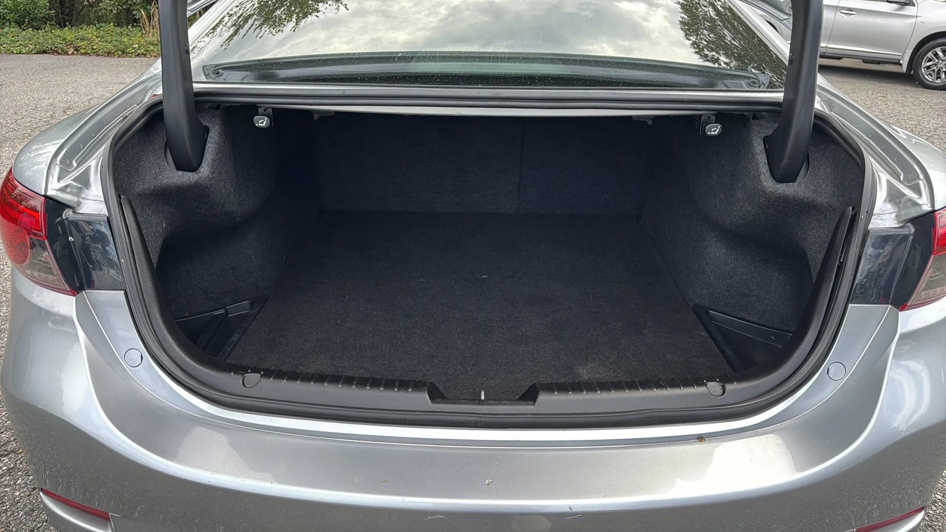 Used 2016 MAZDA MAZDA6 Touring w/ Touring Technology Package image 14