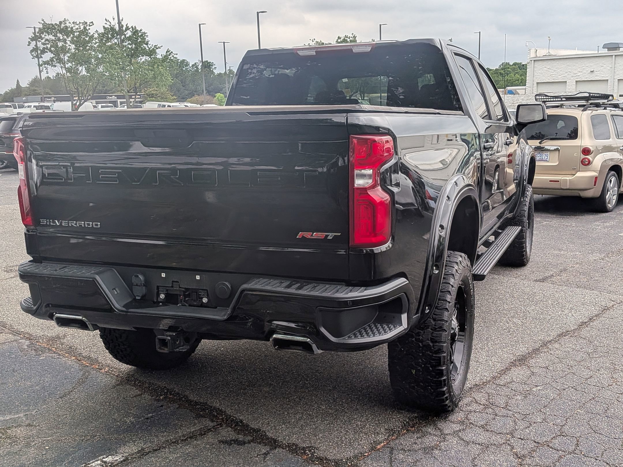 Certified 2022 Chevrolet Silverado 1500 RST AWD/4WD image 9