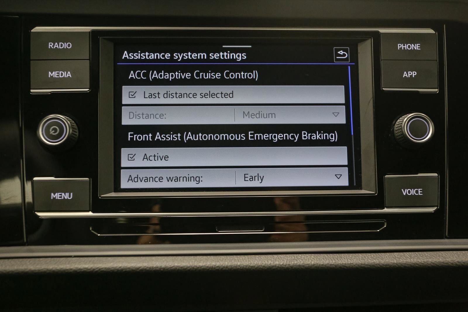 Certified 2023 Volkswagen Jetta Sport image 30